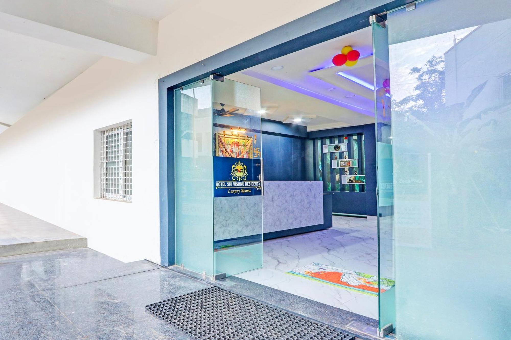 Super Hotel O Sri Vishnu Residency Kottapalli Екстер'єр фото